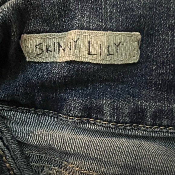 *Vintage* Y2K Hot Kiss Gold Chain Embellished Skinny Lily Jeans Size 3 - Picture 5 of 7